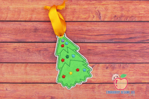 Charming Christmas Tree Ornament for Personalized Gifts
