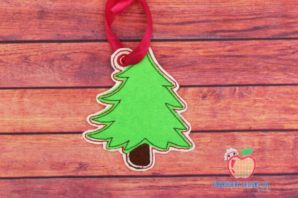 Retro Decorative Christmas Tree Ornament: A Craft Fair Embroidery Gem